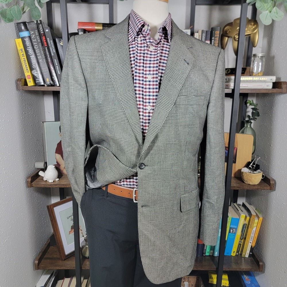 Jos‎ A Bank Men's Sport Coat Blazer Two Button Beige Black Silk Camel Hair 42L
